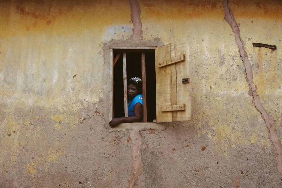 DR Congo Treatment Units Discharge Ebola Survivors in Rare Victory
