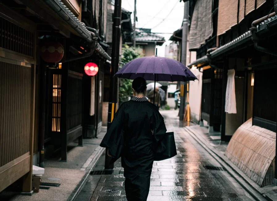 Nigeria Splurges N20.4bn on Umbrellas, Footwear Imports in Three Months — Technology Innovation