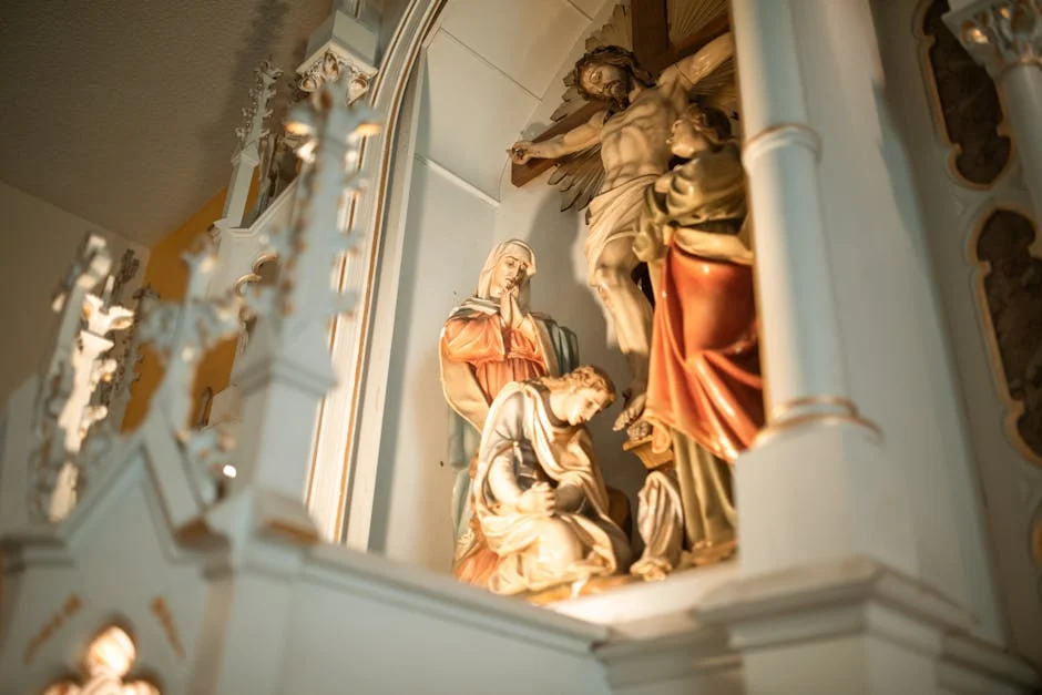 Portuguese MEP Hands Over Holy Christ Record to Pope — Faith Bridge Grows — Economy Business
