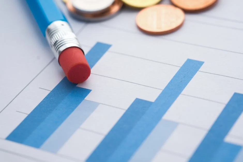 South Africa's Economic Activity Slips in June — Growth Outlook Darkens — Economy Business