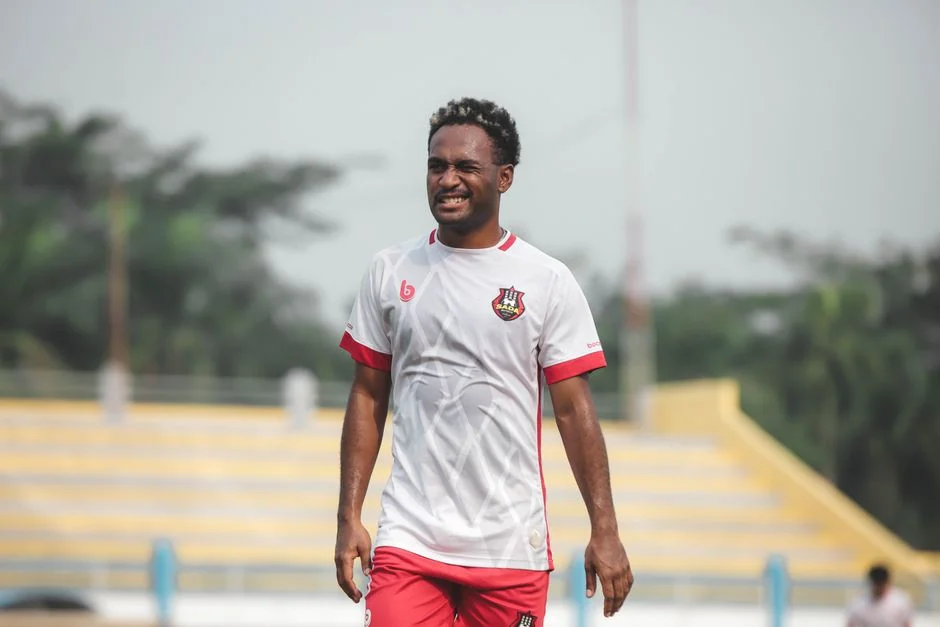 Tanzanian Refugee Who Quit Bayern Munich Fuels Australia's World Cup Dream — Health Medicine