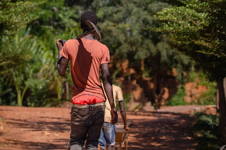 Zimbabwe Bans Foreign Miners in Gold Rush — Economy Business